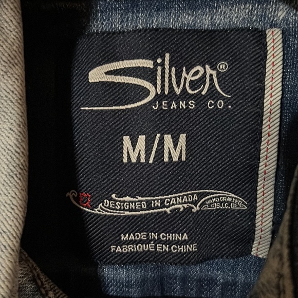 Silver Jeans Co. Vest distressed style - Picture 2 of 5